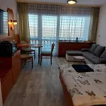 Almberg Apartmán *